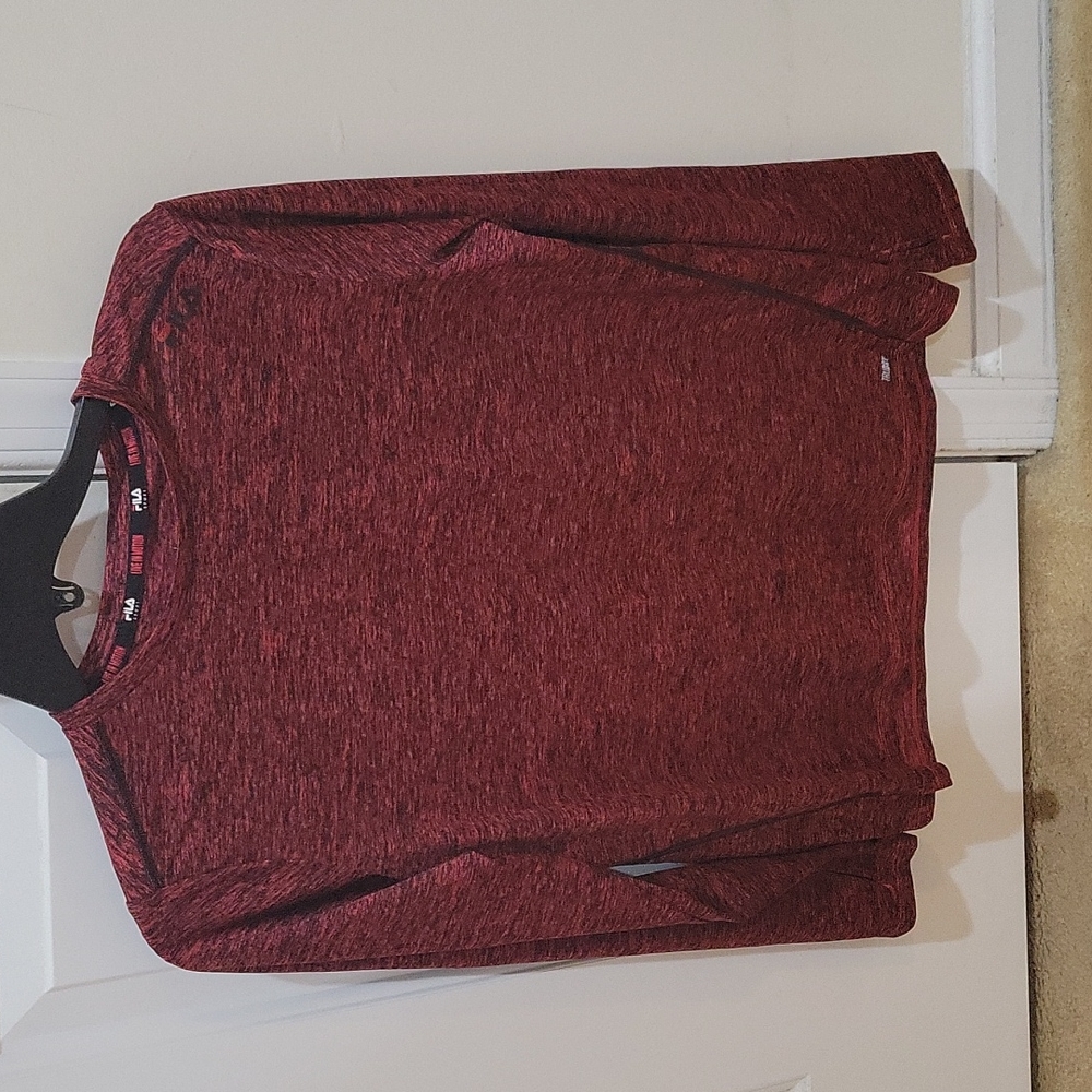 Fila red black active wear long sleeve shirt xl